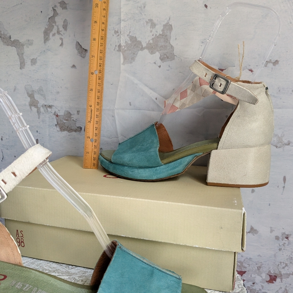 A.s.98 NWT/Box Sandals - Picture 14 of 15